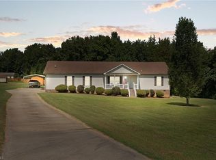 1648 Abbie Ct, Snow Camp, NC 27349