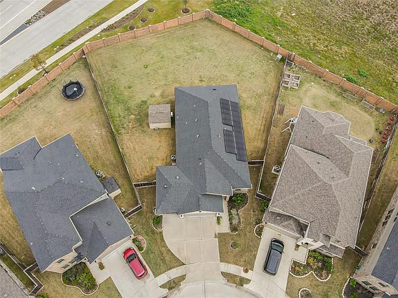 3rd image of 20910 Maudine Dr