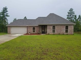 1055 Bilbo Rd, Lumberton, MS 39455