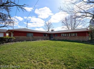 2519 W Maple Ave, Flint, MI 48507