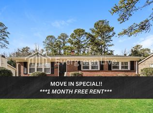 1338 Shannonhouse Dr, Charlotte, NC 28215