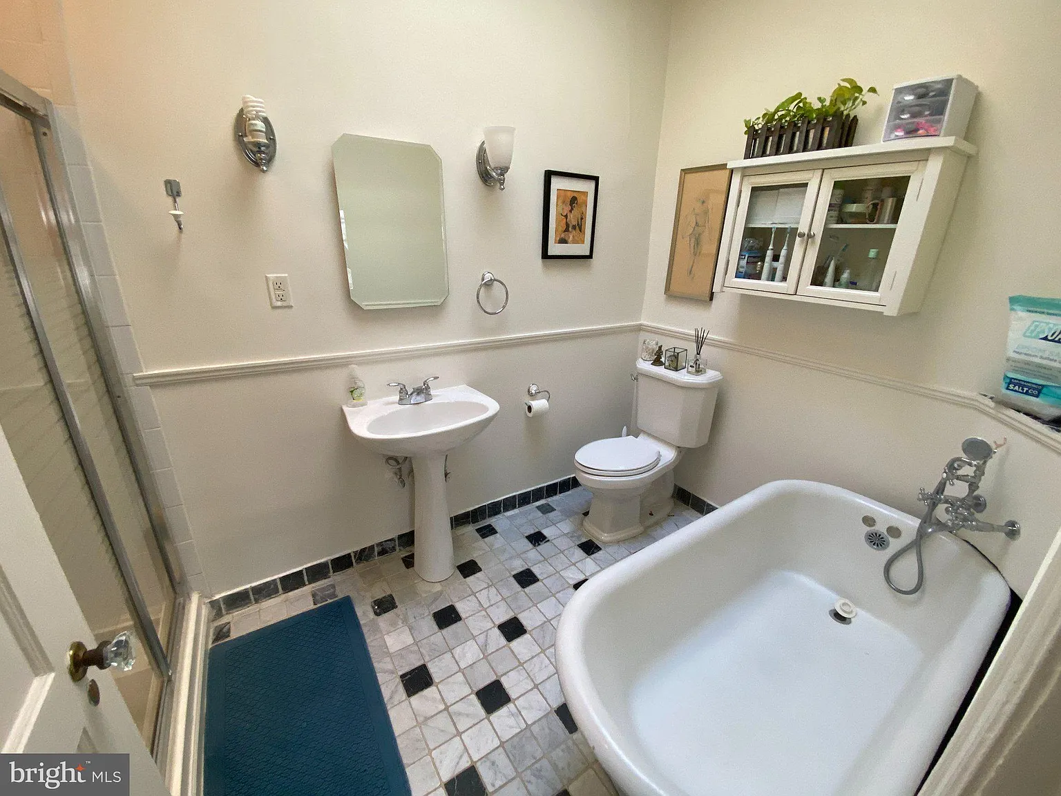 3 bed, 2.5 bath, 3553 sqft, $5,100 — Photo 4
