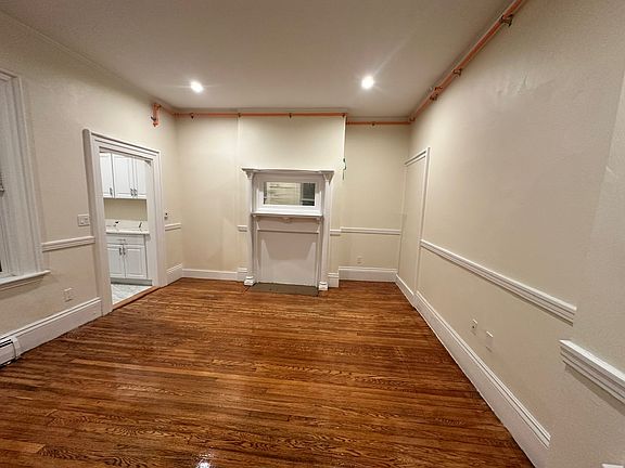 2nd image of 440 Newtonville Ave APT 5