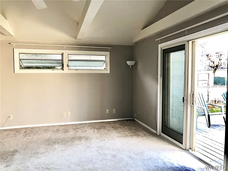 200 Koenig Rd — Photo 12