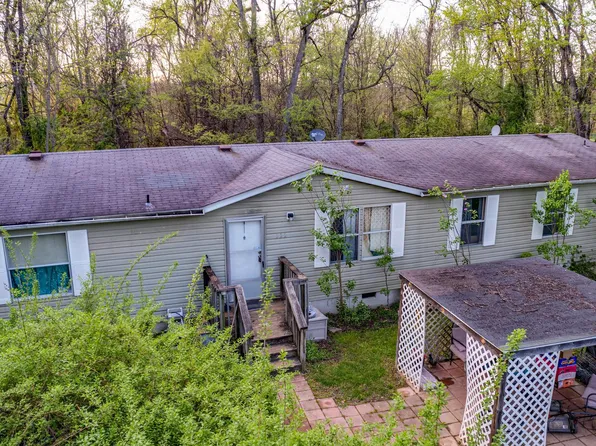 222 Domer Sq, Kearneysville, WV 25430