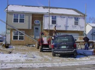 2550 E Blackstone Cir, Portage, IN 46368