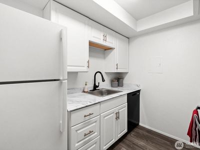 14630 NE 32nd St APT E20, Bellevue, WA, 98007