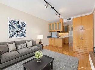 4544 Vernon Blvd APT 3R, Long Island City, NY 11101