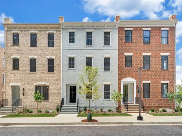 343 Eheart St, Blacksburg, VA 24060