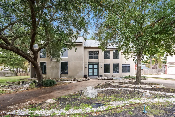10518 Moorcreek Dr