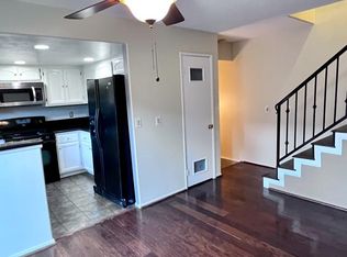 49 N Parkwood Ave APT 6, Pasadena, CA 91107