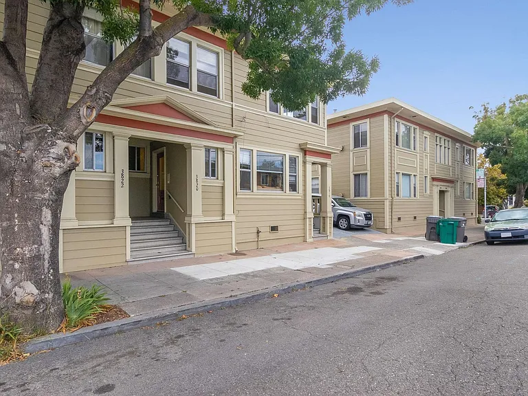3818 Opal Street — Photo 2