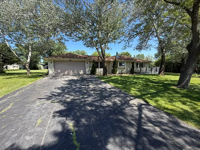 3 bed, 1300 sqft, $2,840 — Photo 1