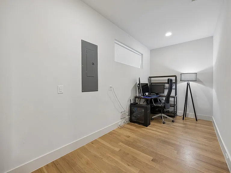 2715 Kimsey Dr #102 — Photo 25