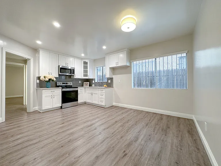 925 Edith Ave #B — Photo 20