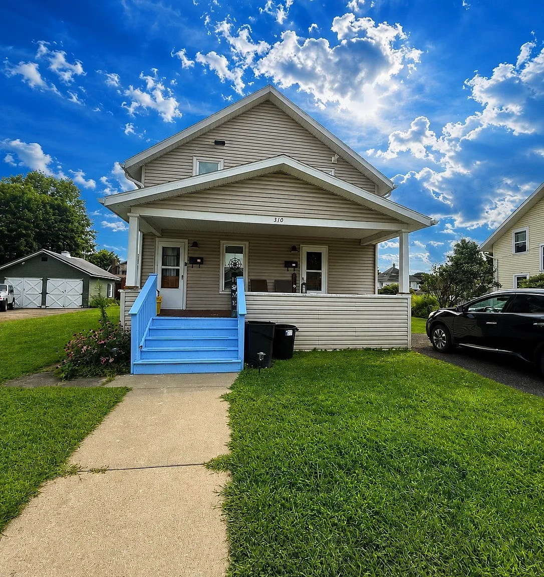 2 bed, 1.0 bath, 800 sqft, $1,400 — Photo 1