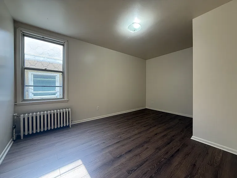 292 Catherine St #3 — Photo 8