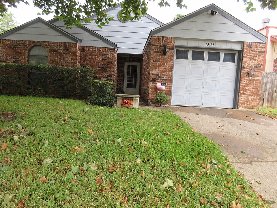 1st image of 1527 Hux Ct