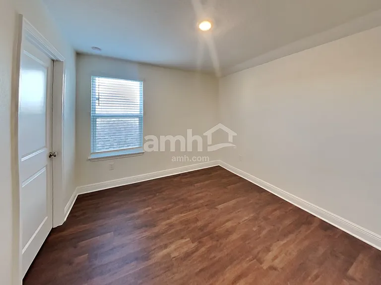 27478 Saint Andrews Ave — Photo 22