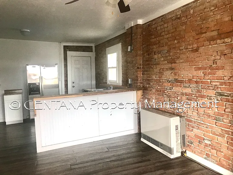 675 S Main St #A — Photo 2