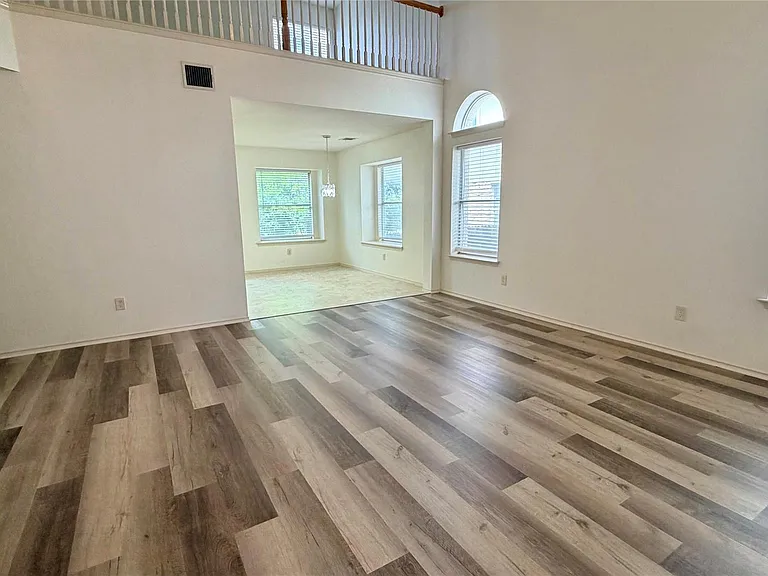 1005 Traci Michelle Dr — Photo 4