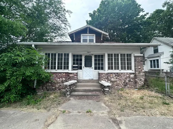 1827 Michigan Ave, Logansport, IN 46947