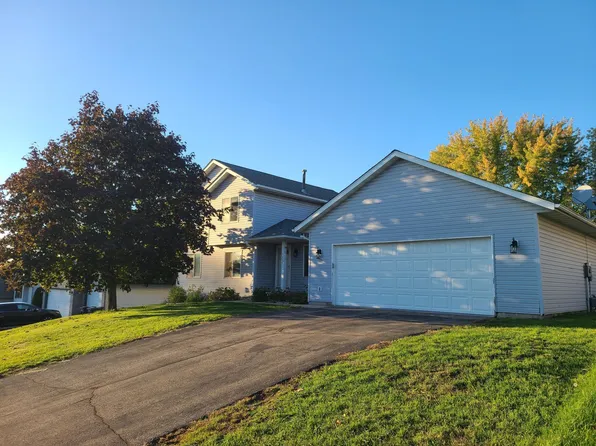 7426 Thorn Hill Ln, Savage, MN 55378
