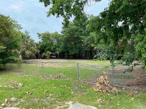 1817 W Jackson St, Pensacola, FL 32501