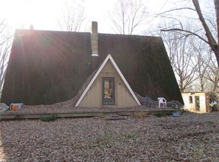 1358 Saxe Rd, Mogadore, OH 44260