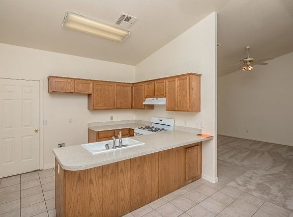 5th image of 3328 N Yavapai St