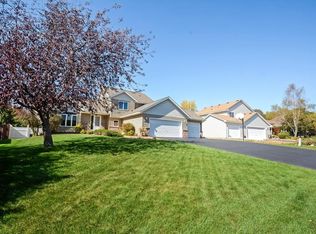 8390 Timberwood Rd, Woodbury, MN 55125