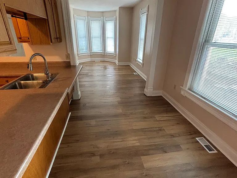 417 Walnut St #3 — Photo 2