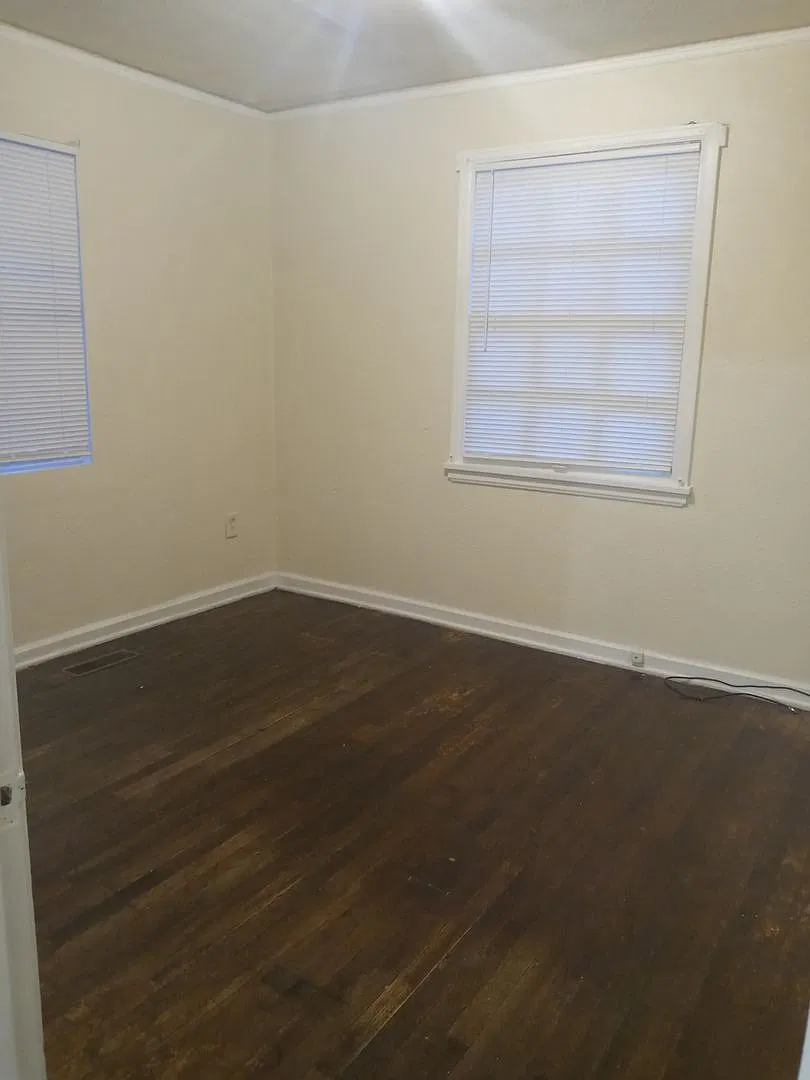 4321 W 16th St 2 bedroom Home — Photo 3