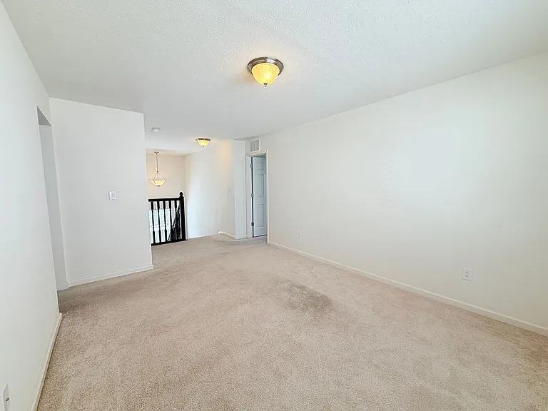 2513 Shadow Bend Dr — Photo 12