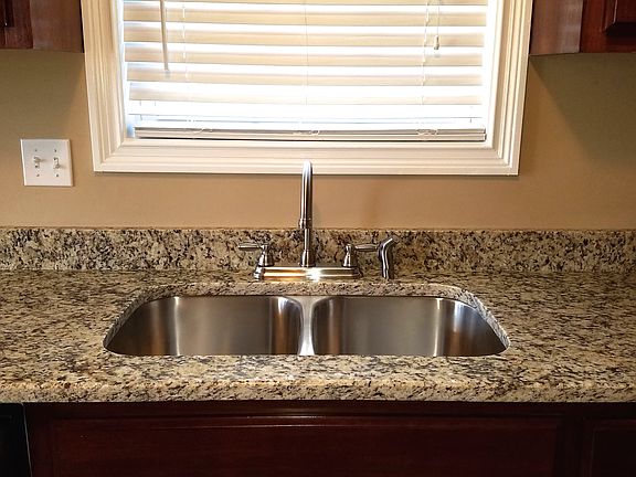 5th image of 1068 Cindy Jo Ct