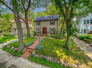 706 Woodcrest Dr, Royal Oak, MI 48067