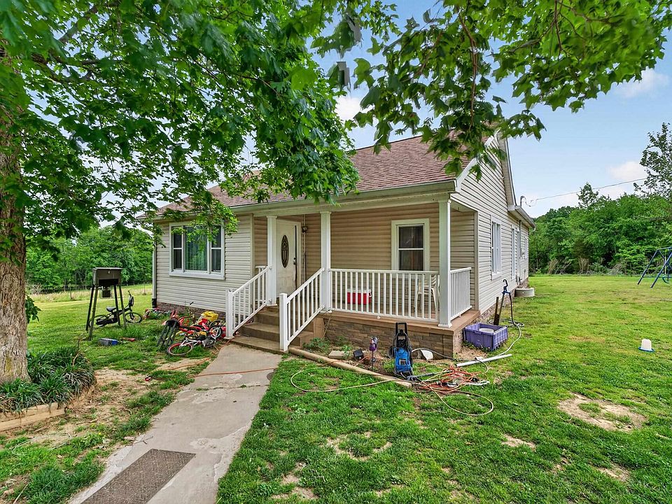 1st image of 318 Brasher Rd
