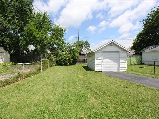 3br House | Sundale Ave | N. College Hill | Available NOW — Photo 3