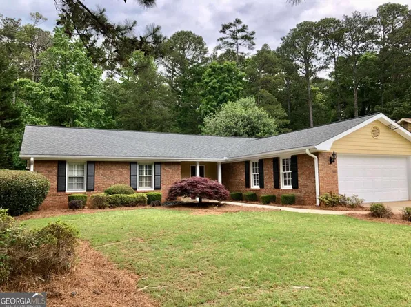 1818 Brandy Woods Dr SE, Conyers, GA 30013