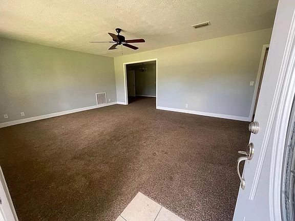 4th image of 13007 Atomic St
