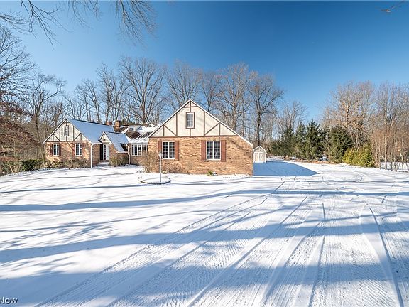 2nd image of 2998 Whispering Pines Dr