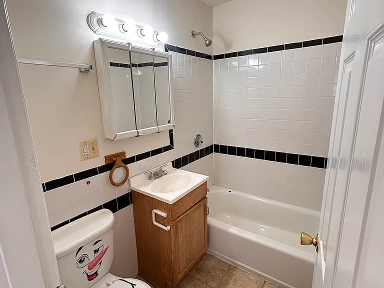 15 Pine St #2 — Photo 10