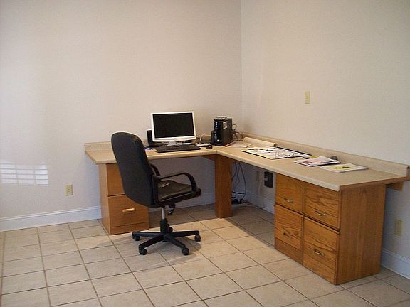 Office ( Or 4th Bedroom )