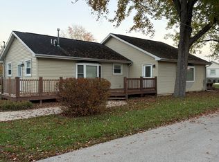 727 Oak St, Warsaw, IN 46580