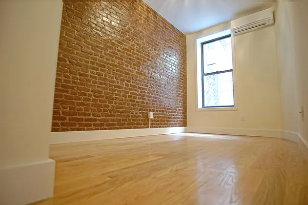 Rented by Lofts and Flats LLC | media 34