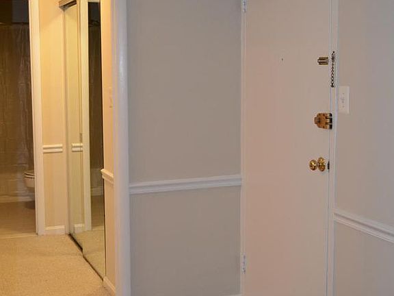 3rd image of 600 Roosevelt Blvd APT 117