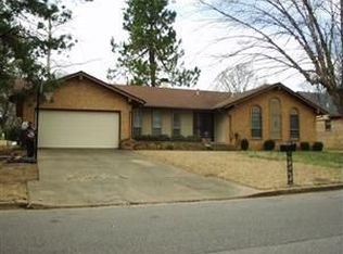 2755 Stage Coach Dr, Memphis, TN 38134