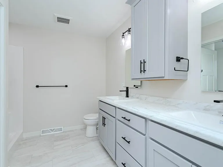 3504 Green Pastures Ln — Photo 34