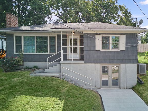 2nd image of 105 Bennett Pl