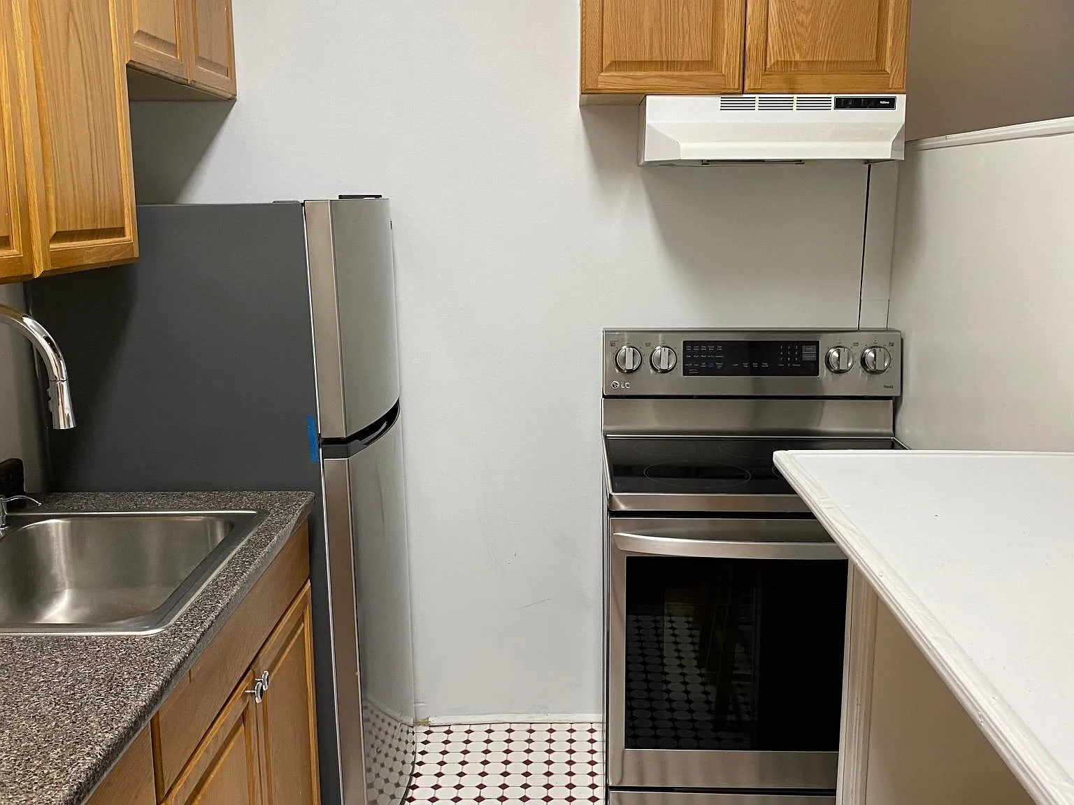 Studio, $1,025 — Photo 1